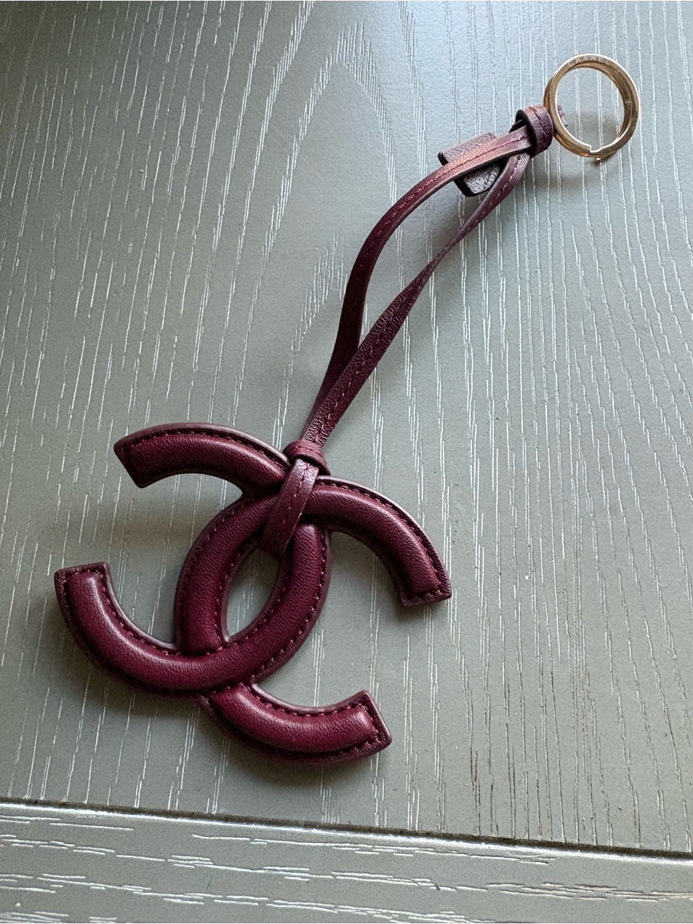 FASHION Burgundy Leather Interlocking CC Bag Charm